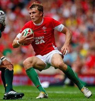 Wales winger Tom Prydie looks for an opening