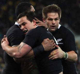 All Blacks wing Zac Guildford is congratulated by team-mates after his first-half try, New Zealand v South Africa, Tri-Nations, Westpac Stadium, Wellington, July 30, 2011