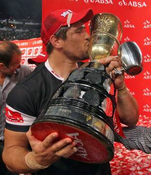 The Sharks' Willem Alberts embraces the Currie Cup, Natal Sharks v Western Province, Currie Cup Final, Absa Stadium, Durban, South Africa, October 30, 2010