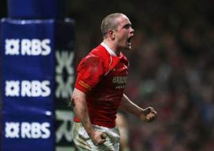 Shane Williams celebrates his crucial try against France, Wales v France, Six Nations, Millennium Stadium, March 15 2008.