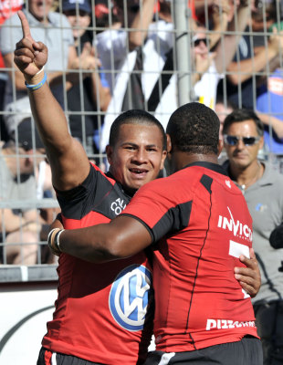 Toulon wing David Smith celebrates his try, Toulon v Biarritz, Top 14, Stade Felix Mayol, Toulon, France, August 27, 2011