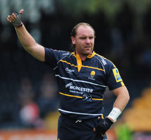Worcester Warriors fly-half Andy Goode gives the thumbs-up, Worcester Warriors v Sale Sharks, Aviva Premiership, Sixways Stadium, Worcester, England, September 3, 2011