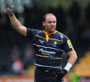 Worcester Warriors fly-half Andy Goode gives the thumbs-up