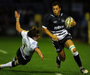 Sale Sharks' Rob Miller outpaces the cover