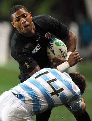England's Delon Armitage is held up, Rugby World Cup, England v Argentina, Rugby World Cup, Otago Stadium, Dunedin, New Zealand, September 10, 2011