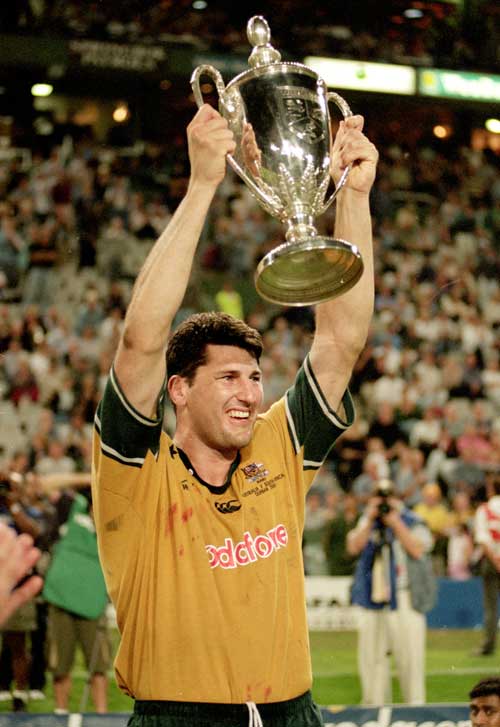 John Eales lifts the Tri Nations trophy