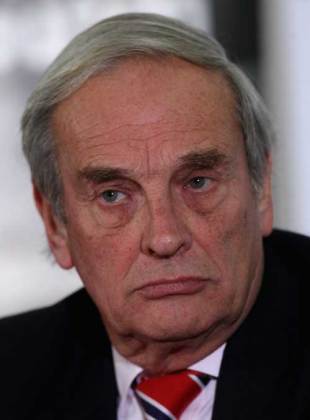 Martyn Thomas, Chairman of the RFU Management Committee pictured during the press conference held at Twickenham in Twickenham, England on November 15, 2007. 