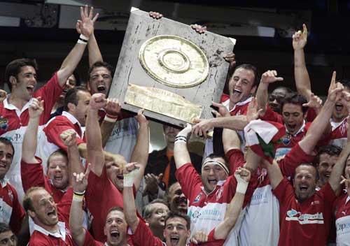 Biarritz celebrate with the 