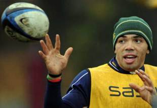 Bryan Habana of South Africa in action during the Springboks practice session at Fettes College in Edinburgh, Scotland on November 13, 2008.