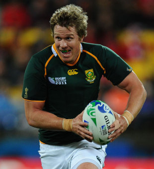 South African centre Jean de Villiers runs with the ball during Pool D match against Wales, Wellington Regional Stadium, Wellington, New Zealand, September 11, 2011 