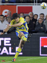 Clermont Auvergne's David Skrela kicks for goal