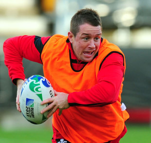 Winger Shane Williams trains with Wales, Mt Smart Stadium, Auckland, New Zealand, October 18, 2011