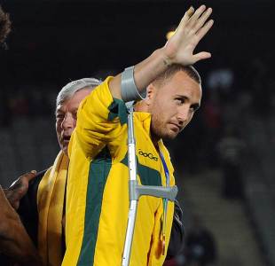 An injured Quade Cooper acknowledges the Eden Park crowd, Rugby World Cup, Australia v Wales, Eden Park, Auckland, New Zealand, October 21, 2011