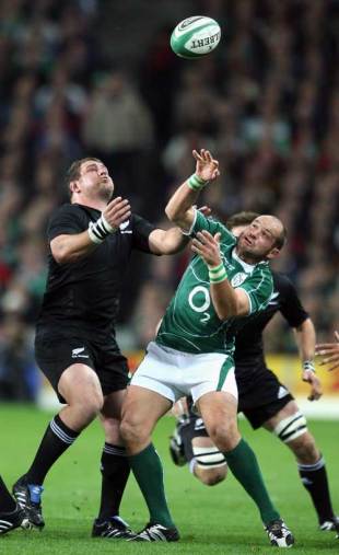Rory Best of Ireland battles with Tony Woodcock of New Zealand for possesion in a lineout during the Guinness series match between Ireland and New Zealand at Croke Park on November 15, 2008 in Dublin Ireland.