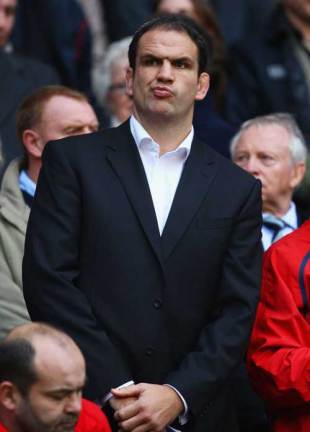 England Team Manager Martin Johnson looks on prior to kickoff during the Investec Challenge match between England and Australia at Twickenham in London, England on November 15, 2008.