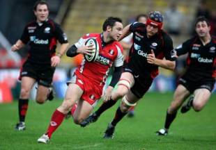 Ryan Lamb of Gloucester during the Guinness Premiership match between Saracens and Gloucester at Vicarage Road in Watford, England on November 16, 2008. 