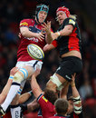 Saracens' Mouritz Botha and Sale's James Gaskell compete for a lineout