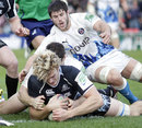 Glasgow's Richie Gray crashes over for a try