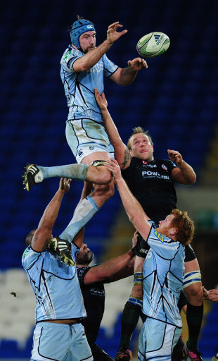Cardiff Blues flanker Michael Paterson claims a lineout