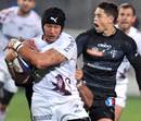 Bordeaux's Bruce Reihana finds his way halted by Ronald Cooke