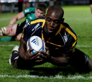 Miles Benjamin touches down for Worcester, Worcester Warriors v Bucharest Wolves, Amlin Challenge Cup, Sixways, Worcester, England, December 17, 2011