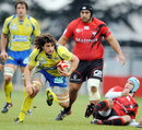 Clermont Auvergne flanker Julien Bardy charges forward