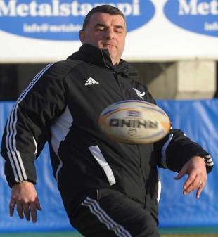 Aironi coach Rowland Phillips attempts to control the ball during training, Viadana, Italy, January 5, 2012