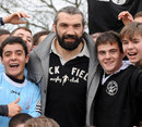 Sebastien Chabal meets some young players