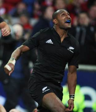 Joe Rokocoko of the All Blacks celebrates his match winning try during the Munster V New Zealand All Blacks rugby match at Thomond Park in Limerick, Ireland on November 18, 2008.