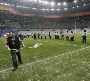 Ground staff prepare the Stade de France pitch, France v Ireland, Six Nations, Stade de France, Paris, France, February 11, 2012