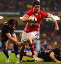 Wales' Alex Cuthbert runs in for his try