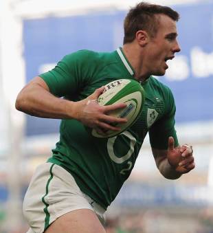 Ireland's Tommy Bowe en route to the try line, Ireland v Italy, Six Nations, Aviva Stadium, Dublin, Ireland, February 25, 2012