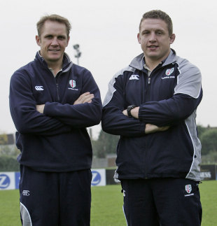 London Irish director of rugby Brian Smith and head coach Toby Booth, London Irish training ground, London, England, November 15, 2005