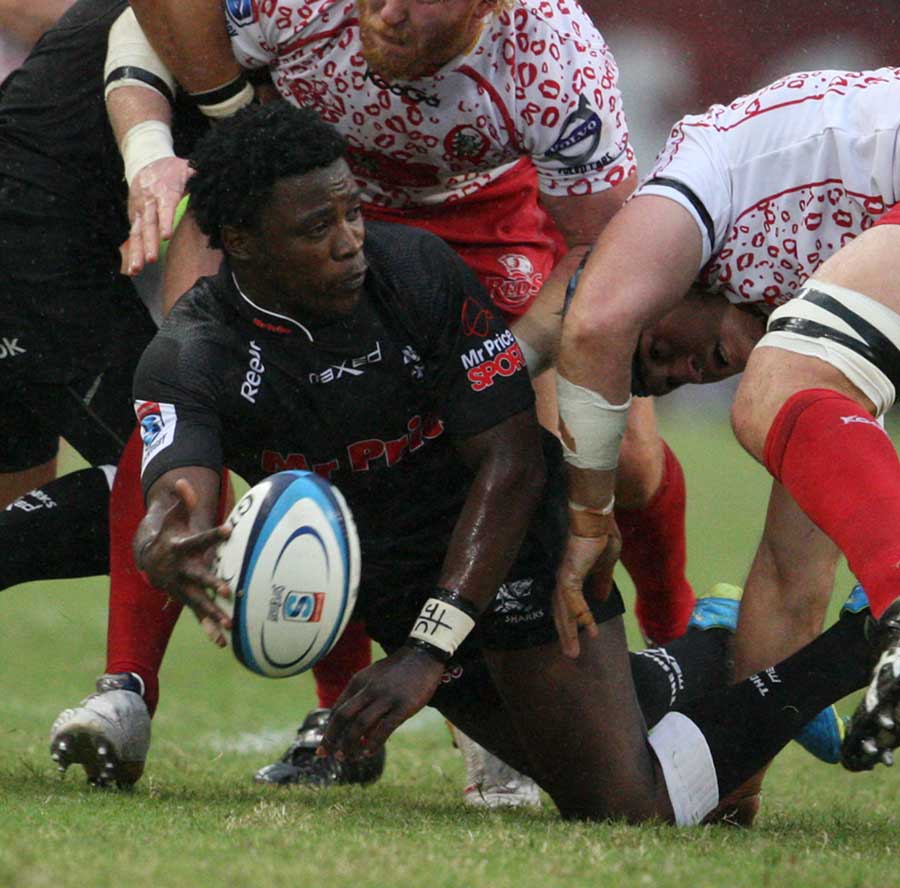 The Sharks' Lwazi Mvovo tries to offload
