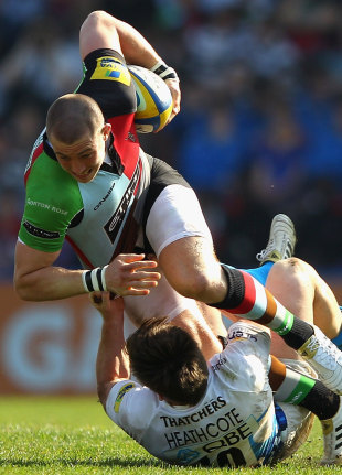 Harlequins' Mike Brown charges over Bath's Tom Heathcote
