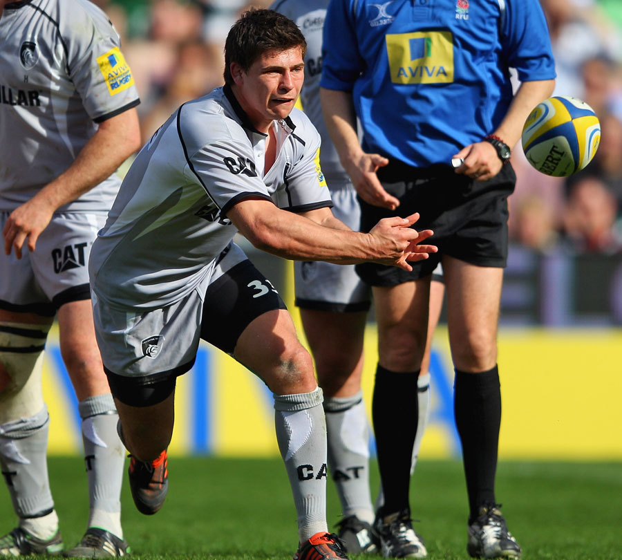 Leicester scrum-half Ben Youngs passes the ball