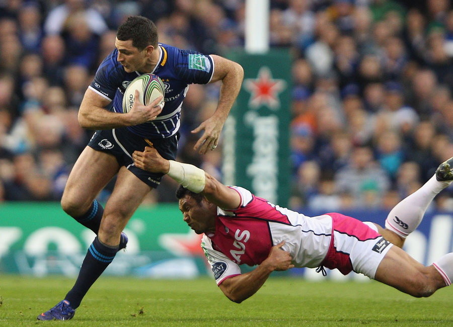 Leinster's Rob Kearney skips away from a tackle