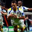 Clermont Auvergne's Lee Byrne goes over for the score