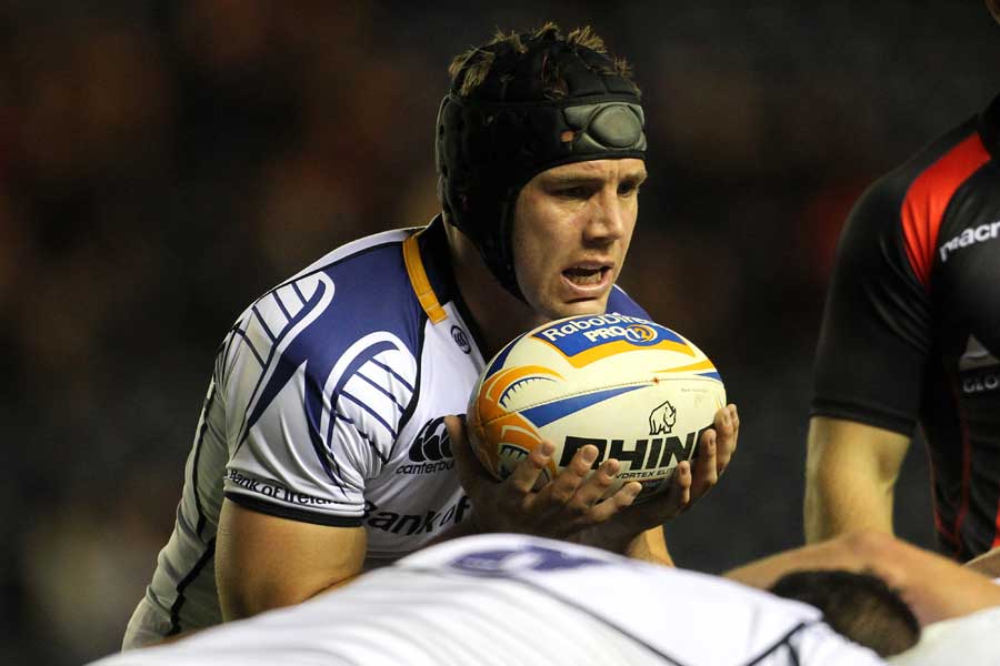 Isaac Boss prepares to put the ball into the scrum