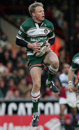 Scott Hamilton of Leicester Tigers in action during the Guinness Premiership match between Leicester Tigers and Harlequins at Welford Road in Leicester, England on November 22, 2008.