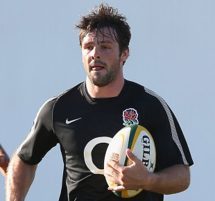 England fullback Ben Foden runs with the ball in training