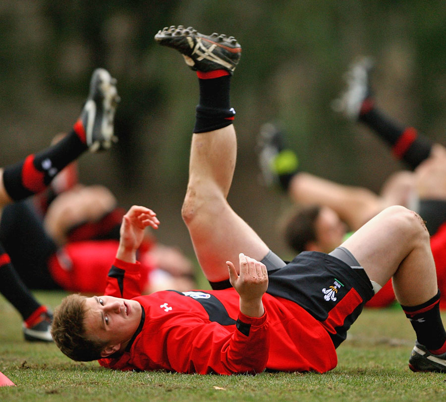 Wales' Jonathan Davies warms up for the Wallabies