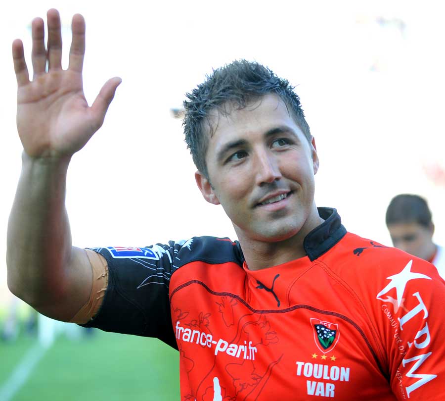 Toulon's Gavin Henson waves to the fans