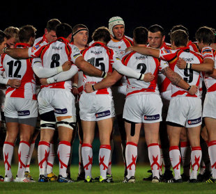 The Newport Gwent Dragons prepare for action, London Wasps v Newport Gwent Dragons, Anglo-Welsh Cup, Adams Park, Wycombe, England, October 22, 2011