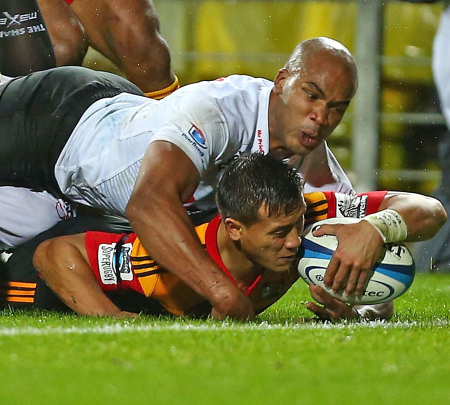 The Chiefs' Tim Nanai-Williams touches down for a try