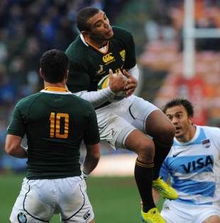 South Africa's Bryan Habana takes the high ball, South Africa v Argentina, The Rugby Championship, Newlands, Cape Town, South Africa, August 18, 2012