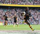 Wasps winger Christian Wade coasts in to score