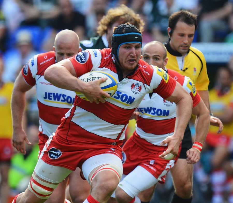 Gloucester No.8 Ben Morgan goes on the attack