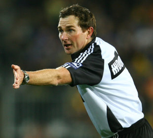 Referee Glen Jackson makes a call, Highlanders v Hurricanes, Super Rugby, Forsyth Barr Stadium, Dunedin, New Zealand, May 12, 2012
