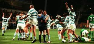 Argentina celebrate their win over Ireland, 1999 World Cup, Ireland v Argentina, Lens, France, October 20, 1999